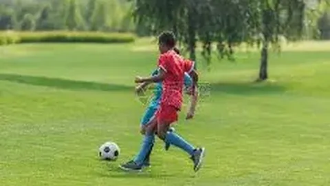 足球名帅安切洛蒂助力埃斯特旺，准假考取驾照，喜讯传来：驾照到手啦！